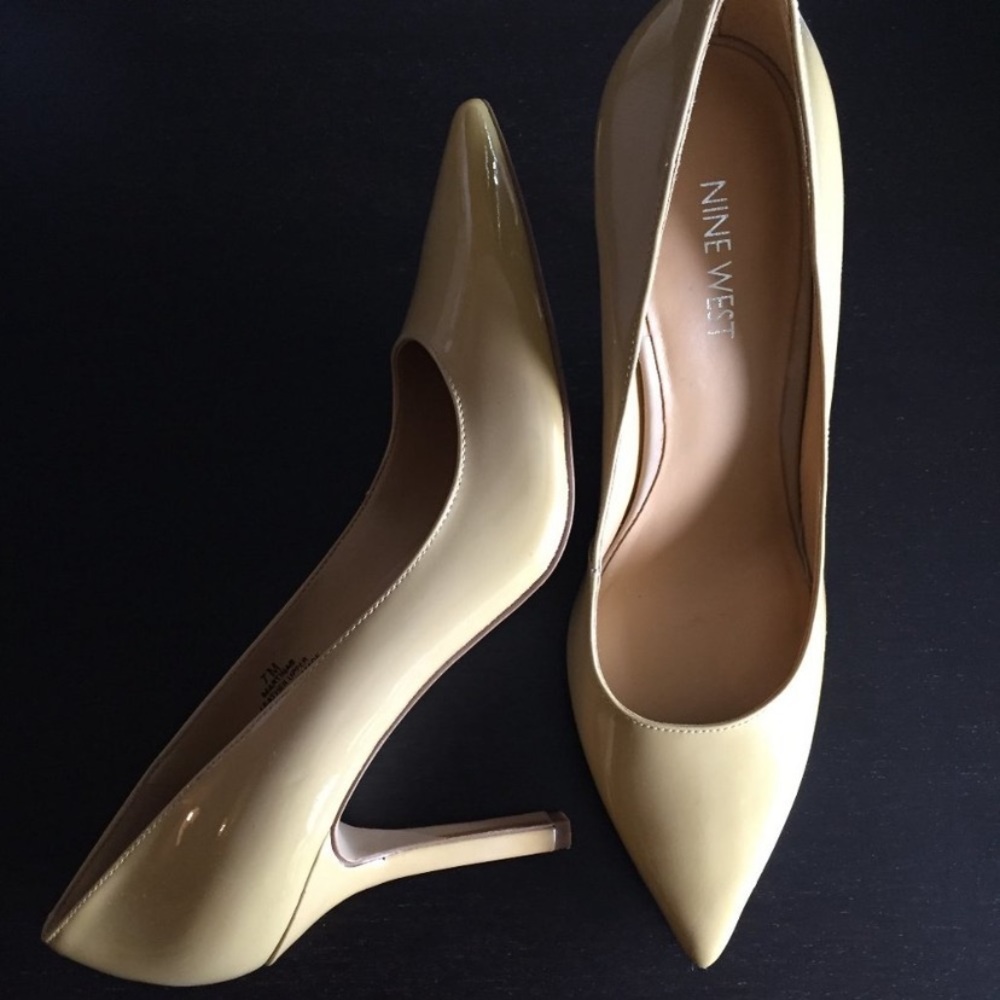 Nine West Martinar Patent Pump